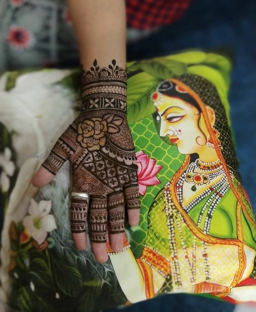 Photo From Family members Indian designed - By Gaurav Mehendi Artist