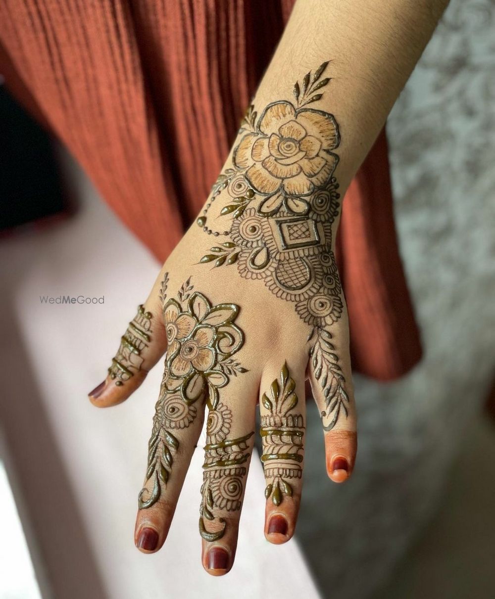 Photo From Family members Indian designed - By Gaurav Mehendi Artist