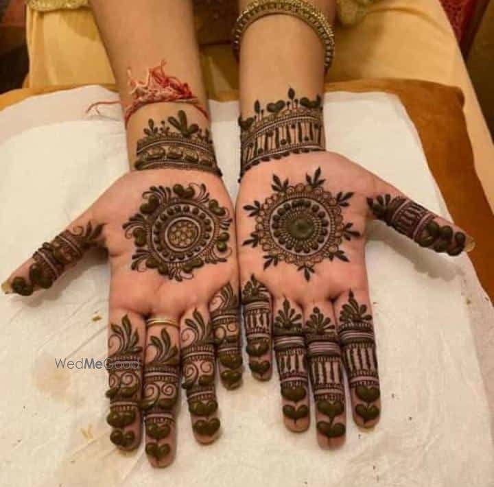 Photo From Family members Indian designed - By Gaurav Mehendi Artist