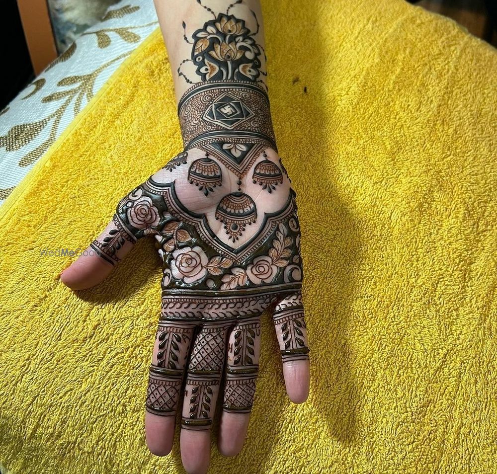 Photo From Family members Indian designed - By Gaurav Mehendi Artist