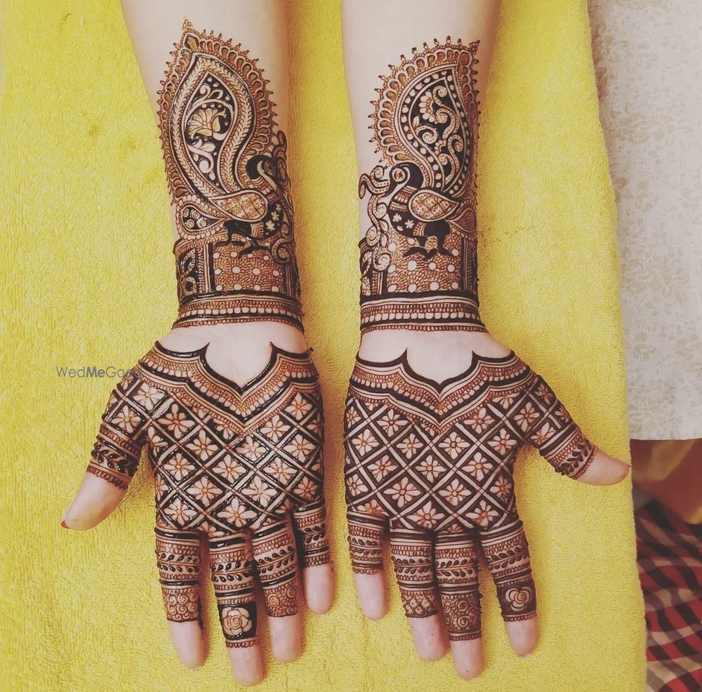 Photo From Family members Indian designed - By Gaurav Mehendi Artist