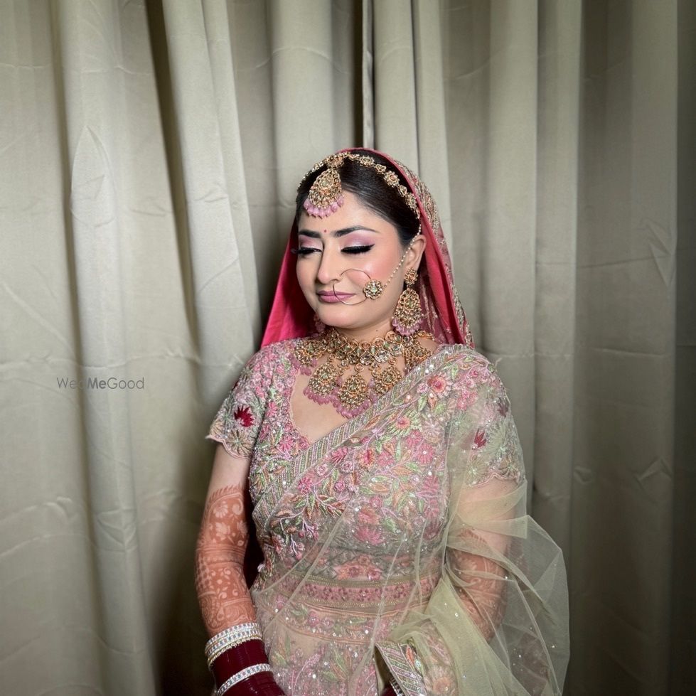 Photo From Sabyasachi Bride - By Sakshi Makeovers