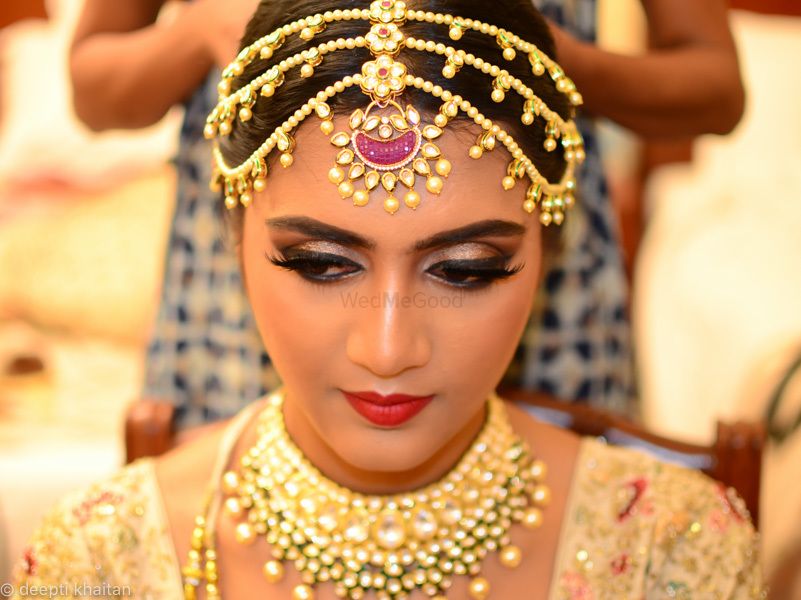 Photo From Sadhvi's wedding - By Deepti Khaitan Makeup