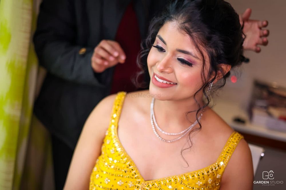Photo From Bride Medha Sinha  - By Wing It With Ayushi