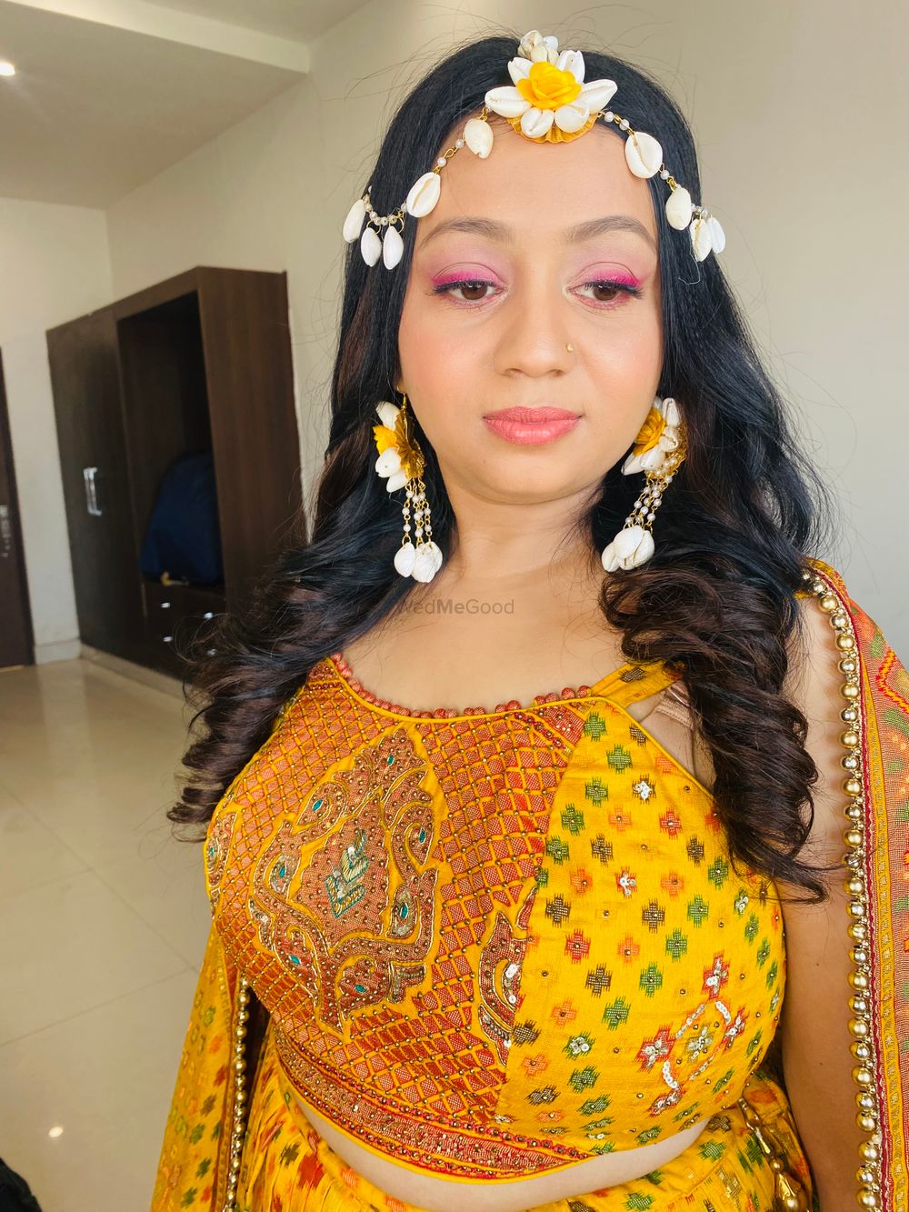 Photo From Nimisha 's Mehndi and Haldi makeup - By Shalini Makeovers