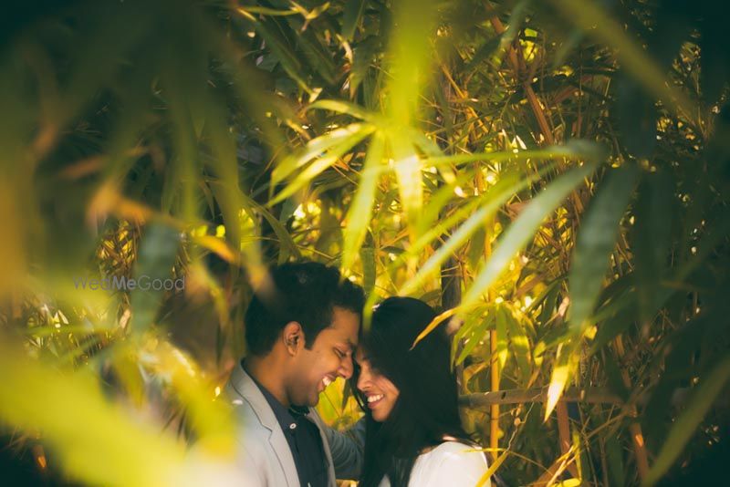 Photo From Couple Shoot - By Fotosaints