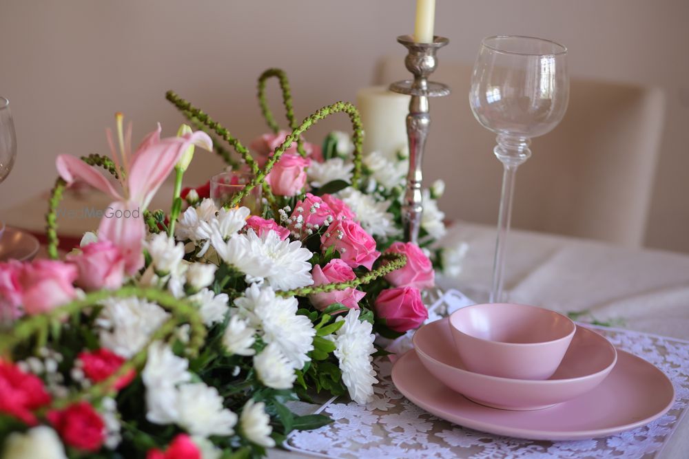 Photo From Intimate Home Decor Series - Pink and White Haldi/ Mehendi Decor - By Memorabilis Decor