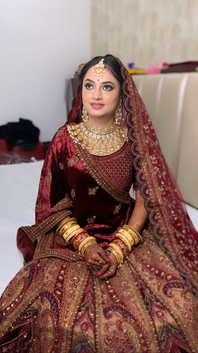 Photo From Bride Aayushi - By Aayushi Makeovers