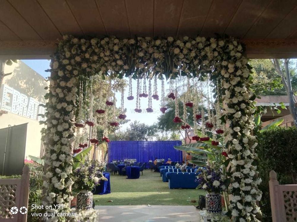 Photo From Cape Town Resort Wedding Decor - By Ragini Flowers n Petals