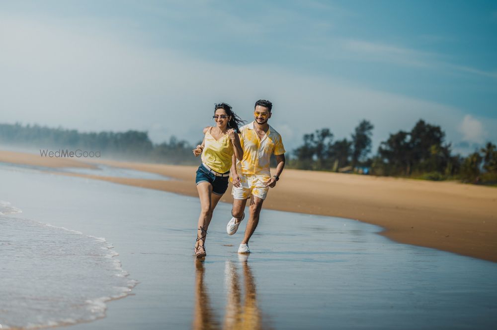 Photo From Priyanka & Soumil Pre wedding - By Ollar Studios