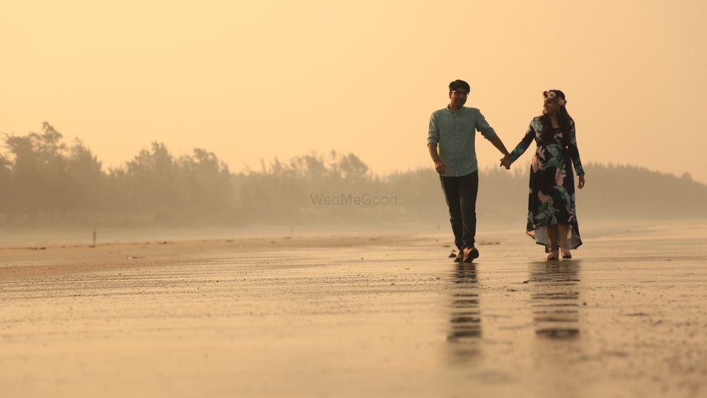 Photo From Mayank x Riddhi Couple Shoot - By Arrow Multimedia