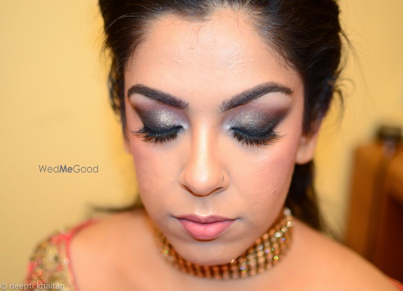 Photo From Arushi's Engagement Makeup - By Deepti Khaitan Makeup