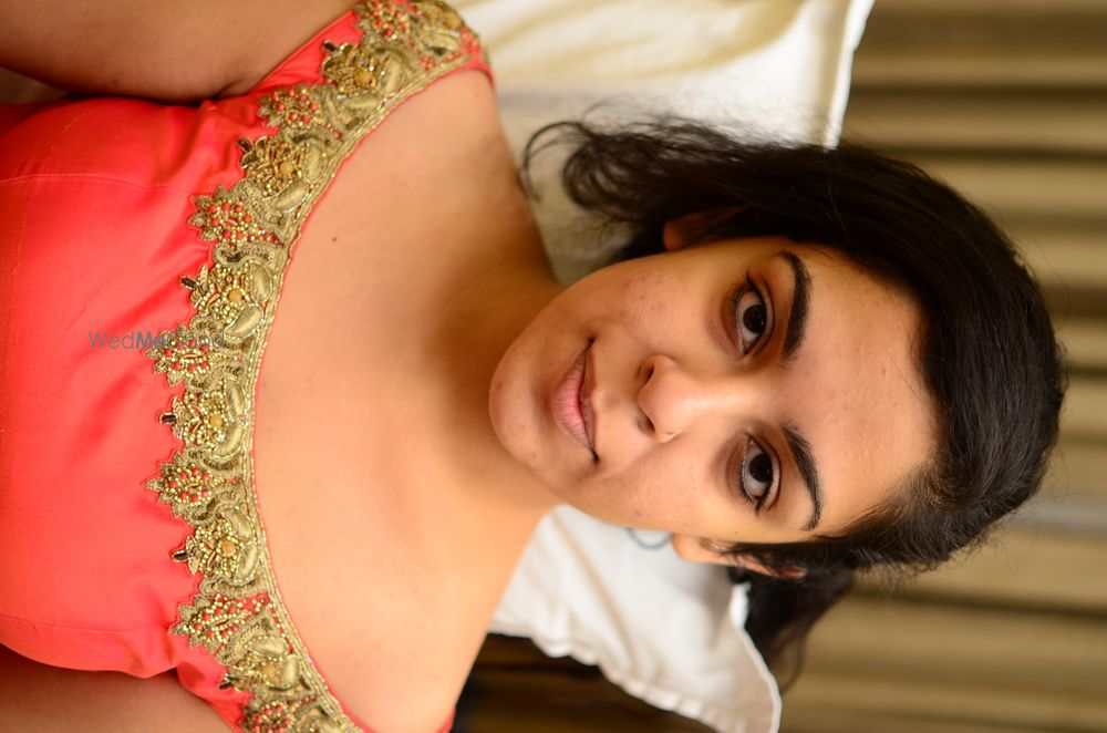 Photo From Arushi's Engagement Makeup - By Deepti Khaitan Makeup