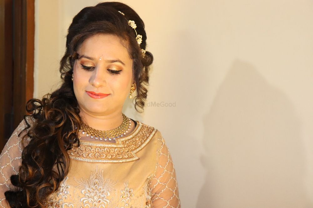 Photo From Engagement Makeup - By Simran Khanna Makeovers