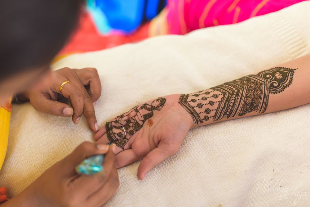 Photo From When it's your own best friend's mehandi :D - By Alankritaa