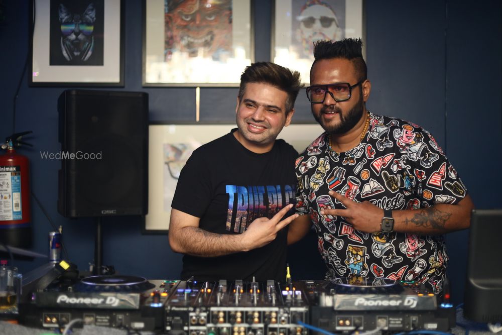 Photo From shared stage with different artist - By Dj Riju Aka The Spinning Machine