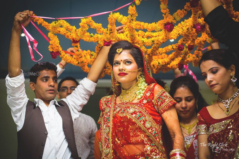 Photo From Bride's Entry - By The Right Click