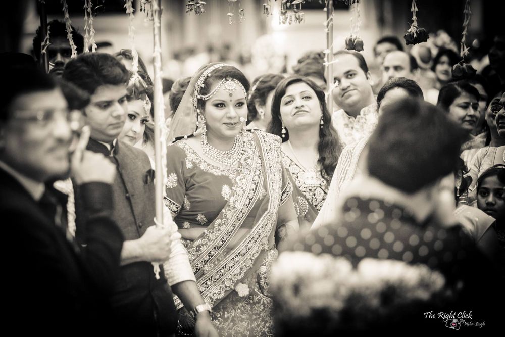 Photo From Bride's Entry - By The Right Click