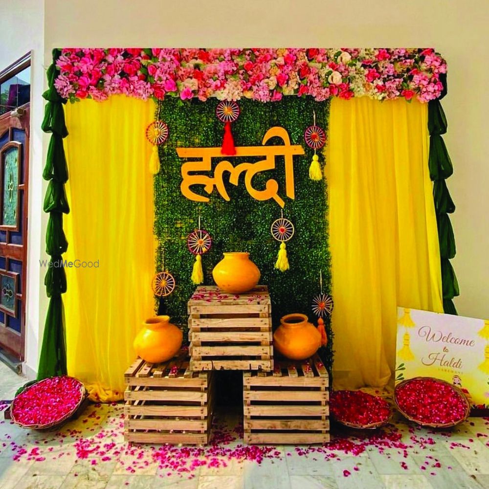 Photo From Haldi & mehndi - By Shree Krishna Decor & Events 