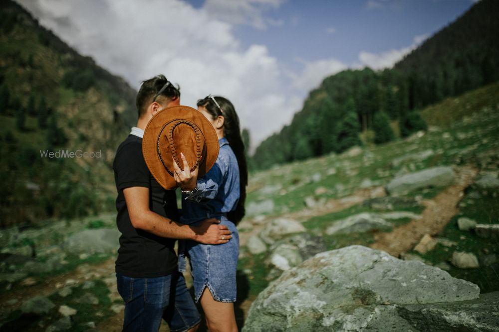 Photo From Kashmir Pre-Wedding - By Studio Memory Lane