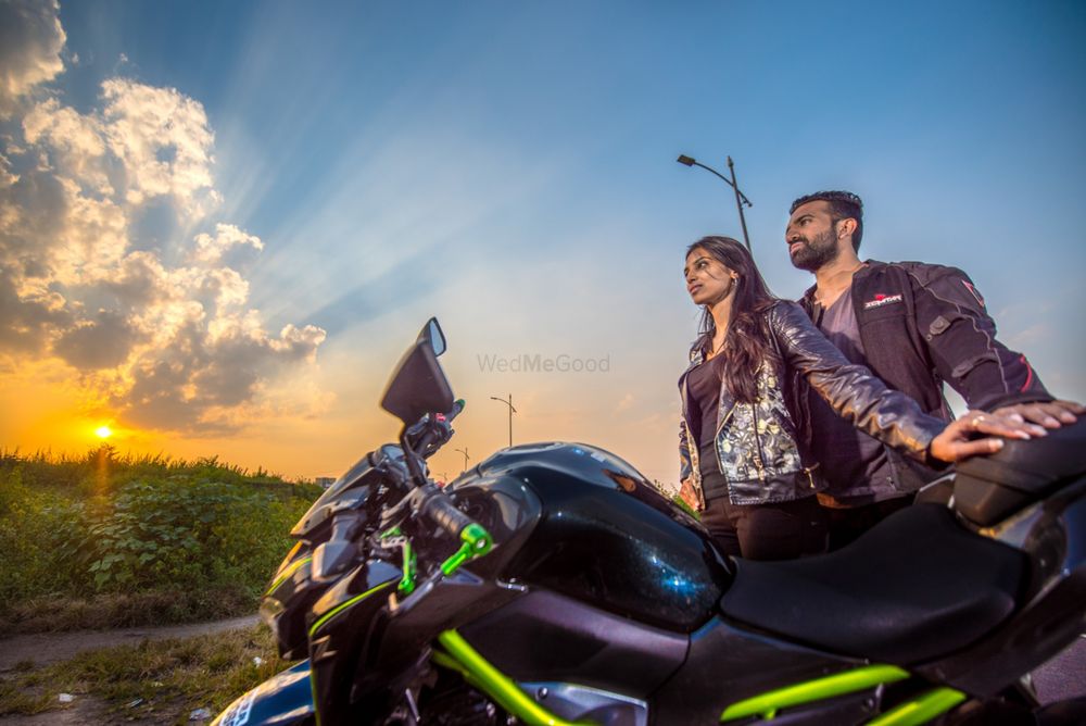 Photo From Vineet & Poorva Prewedding shoot - By Aniket Kanitkar Photography