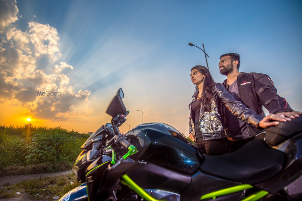 Photo From Vineet & Poorva Prewedding shoot - By Aniket Kanitkar Photography