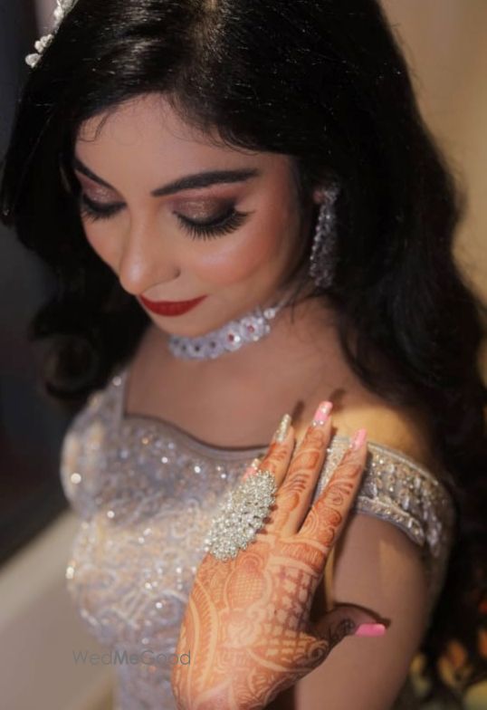 Photo From Shagun Engagement Roka & Reception Makeup - By Vani Pandey