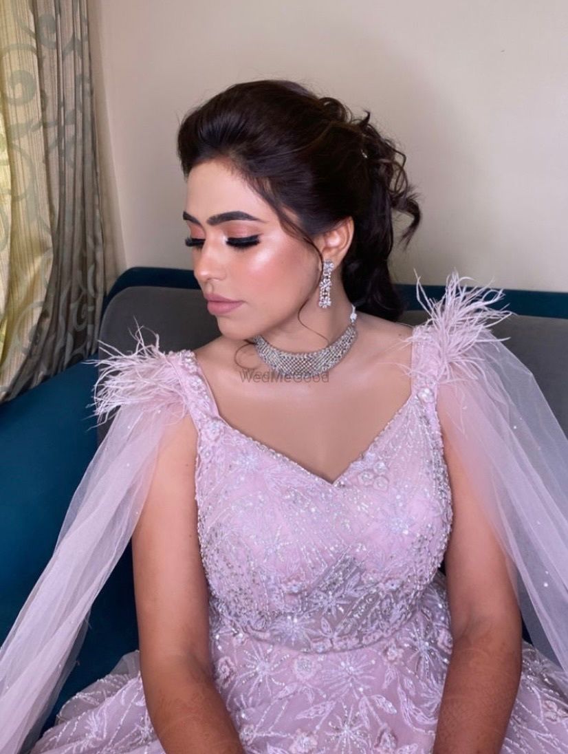 Photo From Engagement bride and party makeup  - By Khushi Makeovers