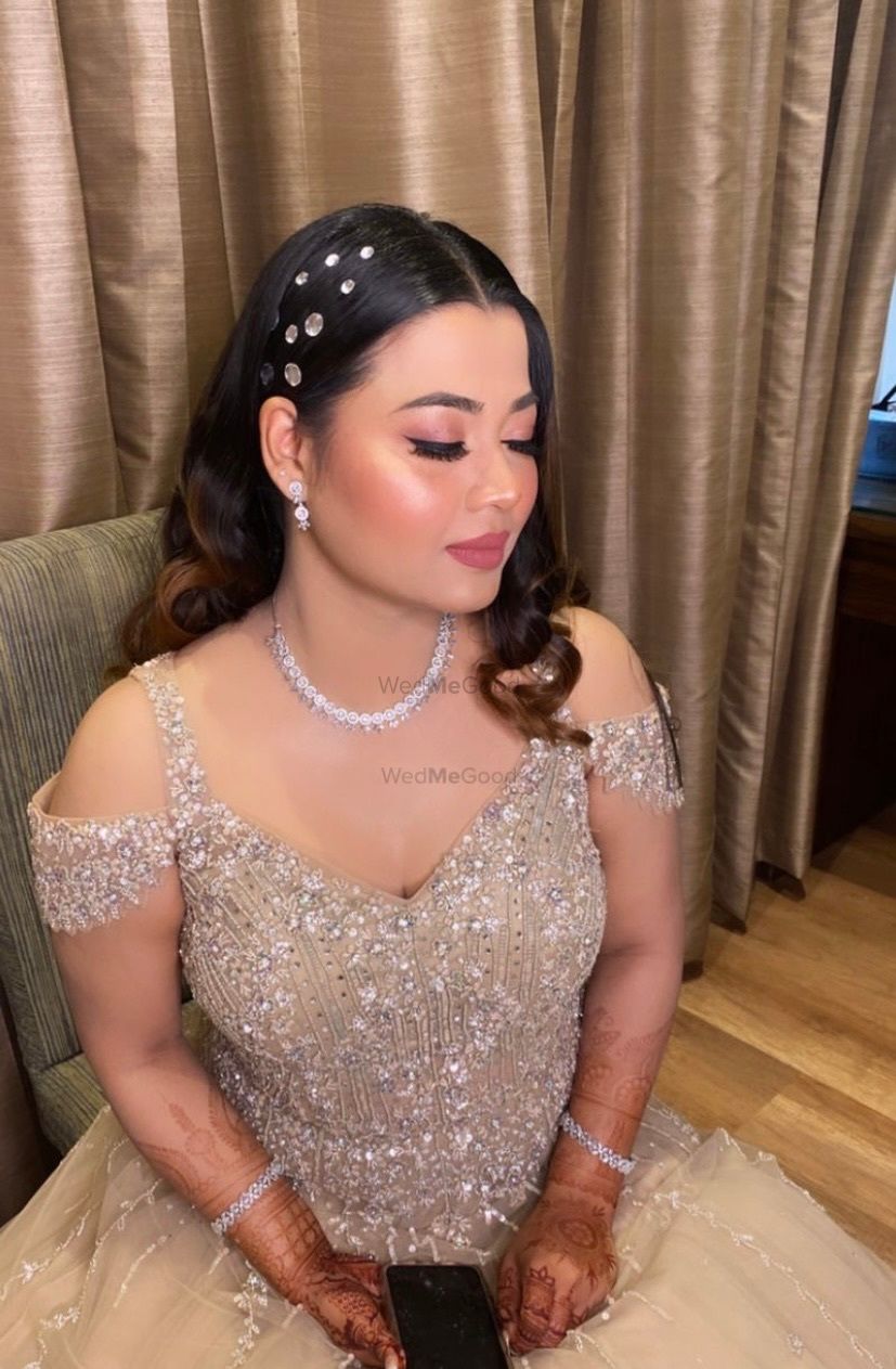 Photo From Engagement bride and party makeup  - By Khushi Makeovers