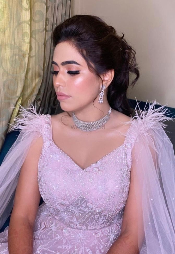 Photo From Engagement bride and party makeup  - By Khushi Makeovers