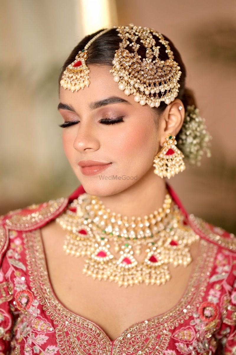 Photo From Stunning bride - By Sejal The Makeup Artist