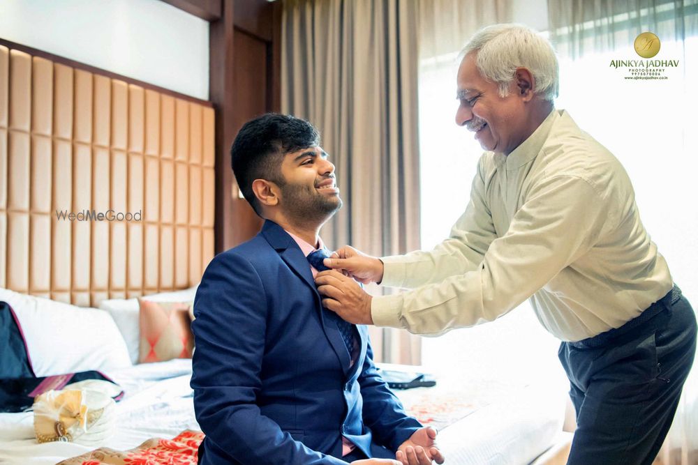 Photo From Bride Groom Getting Ready Shots - By Ajinkya Jadhav Photography