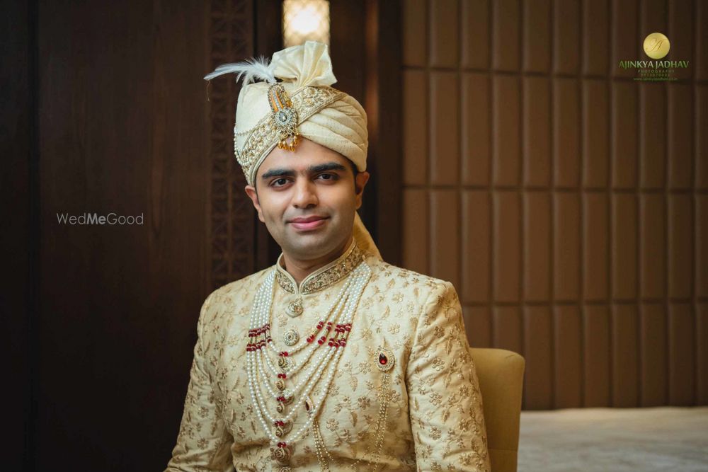 Photo From Bride Groom Getting Ready Shots - By Ajinkya Jadhav Photography