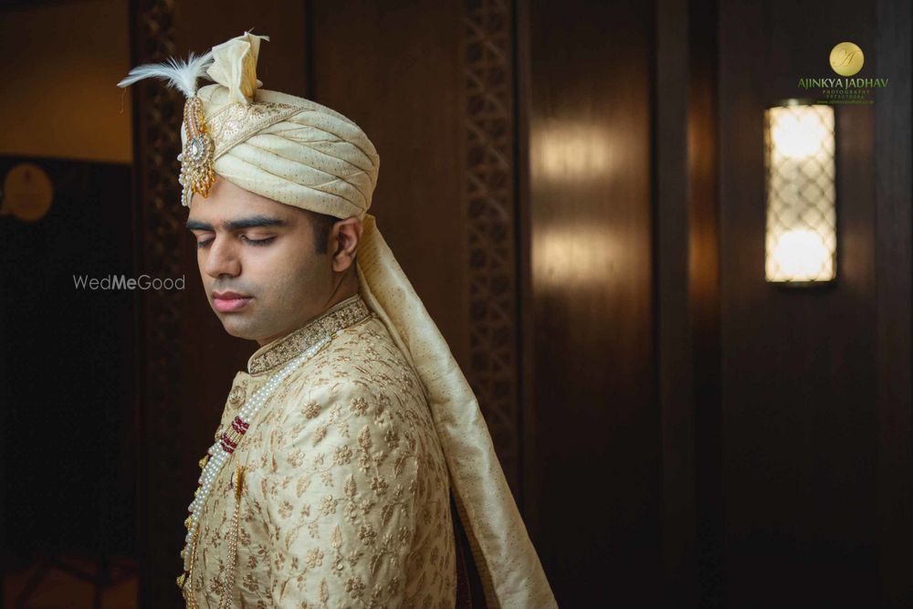 Photo From Bride Groom Getting Ready Shots - By Ajinkya Jadhav Photography