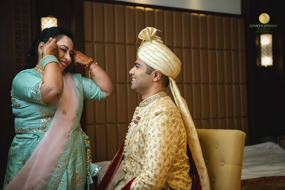 Photo From Bride Groom Getting Ready Shots - By Ajinkya Jadhav Photography