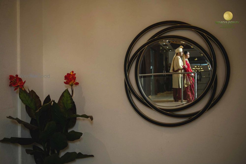 Photo From Bride Groom Getting Ready Shots - By Ajinkya Jadhav Photography