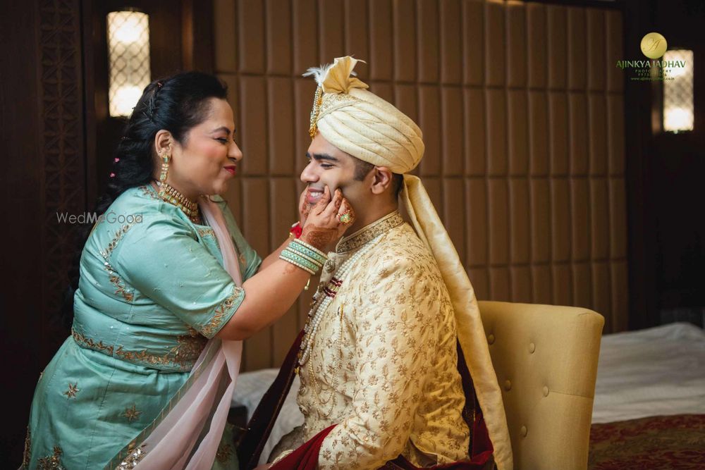 Photo From Bride Groom Getting Ready Shots - By Ajinkya Jadhav Photography