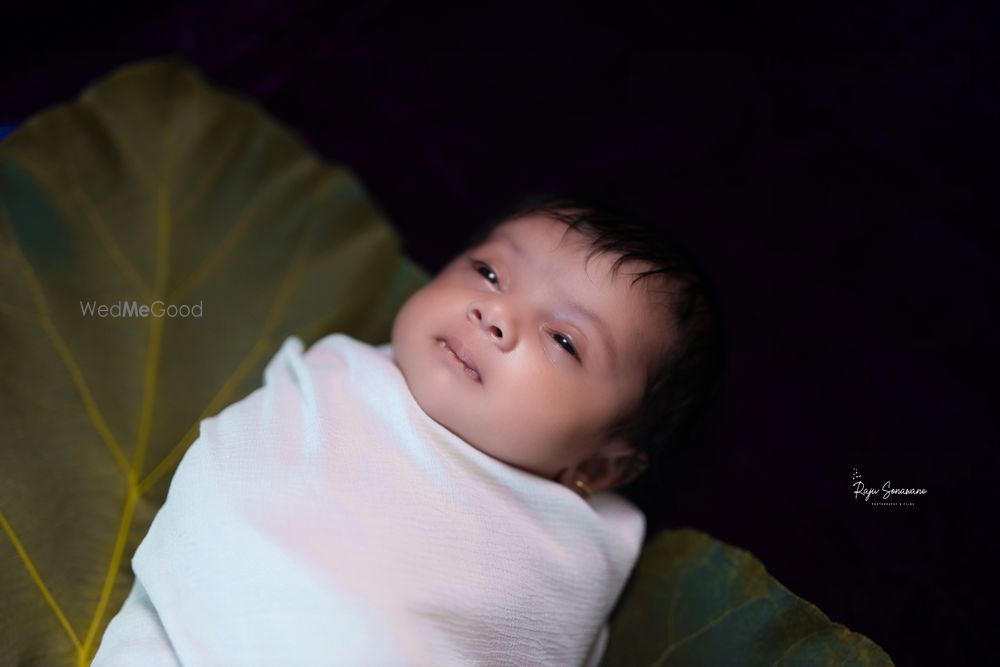 Photo From New Born - By Raju Sonawane Photography & Film