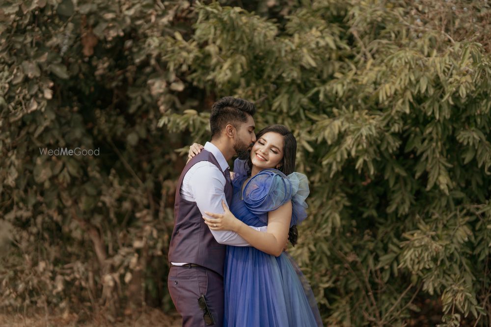 Photo From Pre-Wedding - By Stories by Anikesh