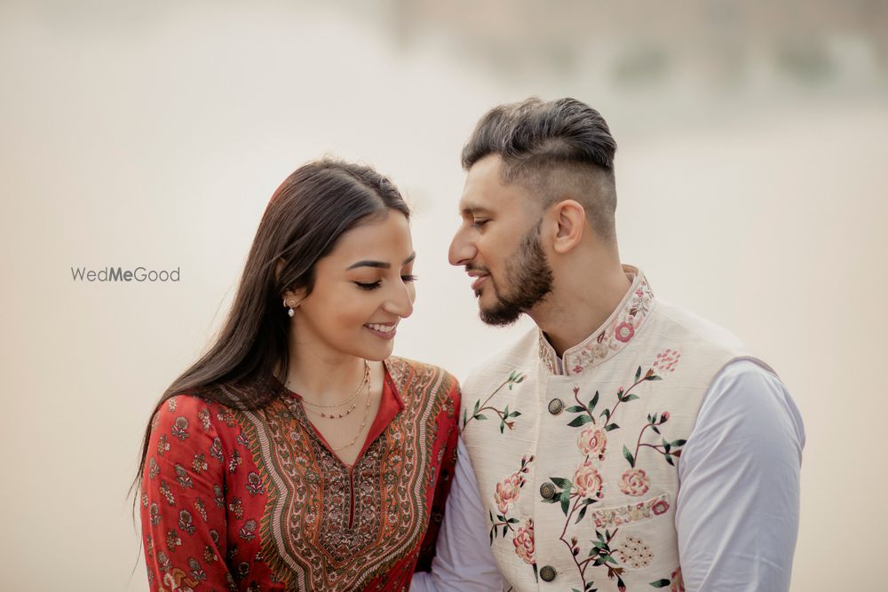 Photo From Pre-wedding - By Picture Visual