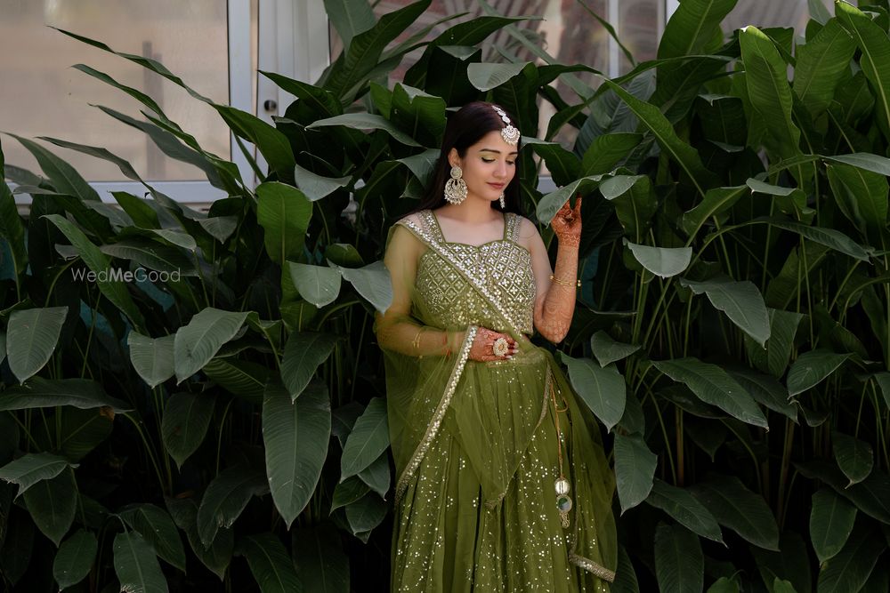 Photo From MEHNDI DAY - By Talking Pictures Wedding Photography