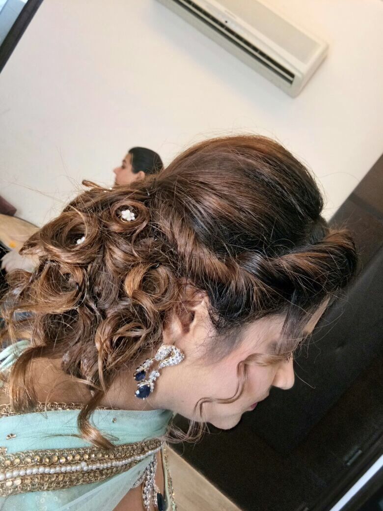 Photo From hairstyles - By Mohiini Makeovers