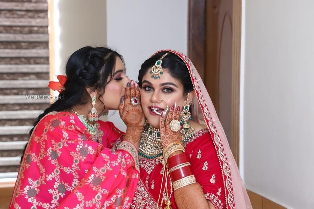 Photo From Brides 2022/23 - By Makeup by Sharan