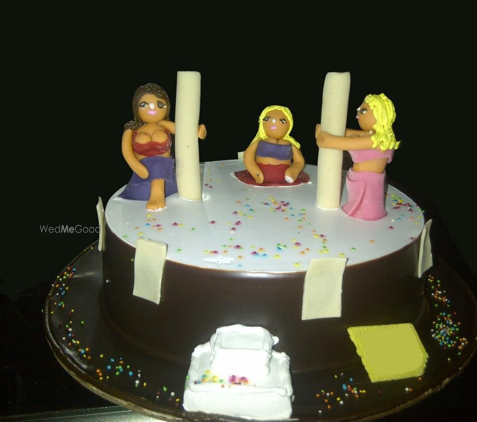 Photo From Naughty bachelors/bachelorette cake - By Extras- Weddings n More