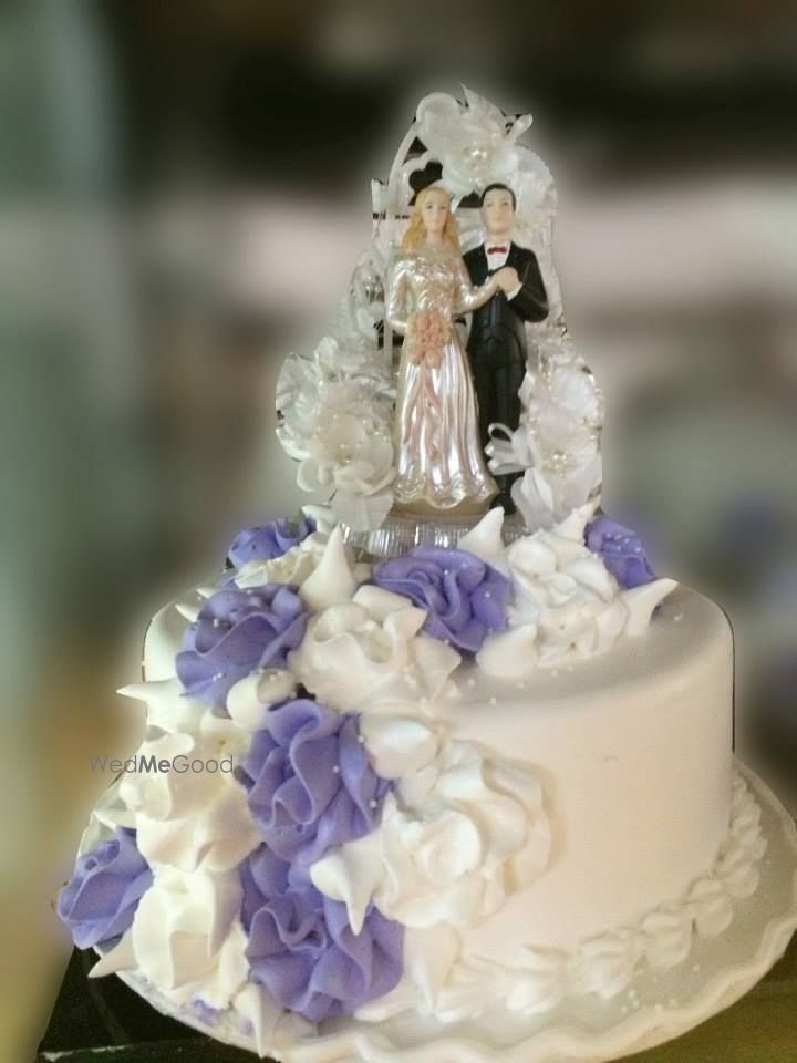 Photo From Wedding Cakes - By Extras- Weddings n More