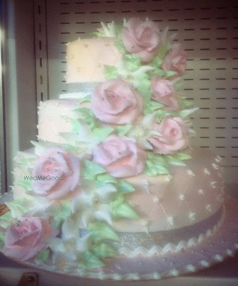 Photo From Wedding Cakes - By Extras- Weddings n More