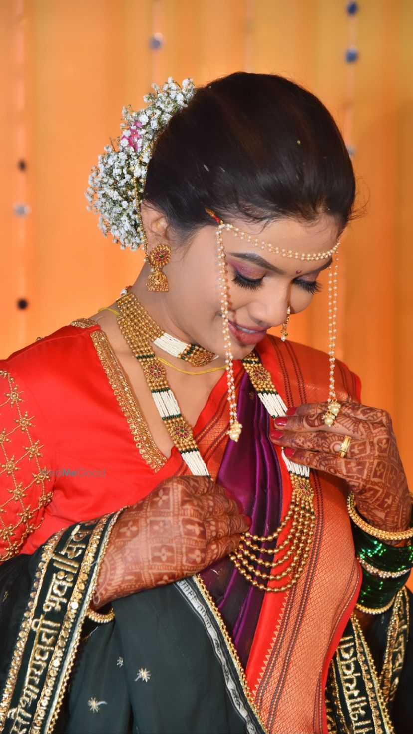 Photo From Bride Aarti - By Nikita Kumavat Makeovers