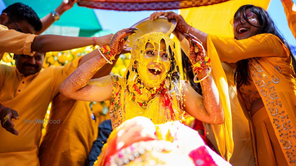 Clicking Shaadi