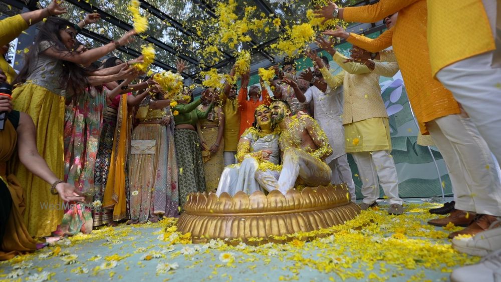 Photo From Haldi - By Anchor Riddhi Variya