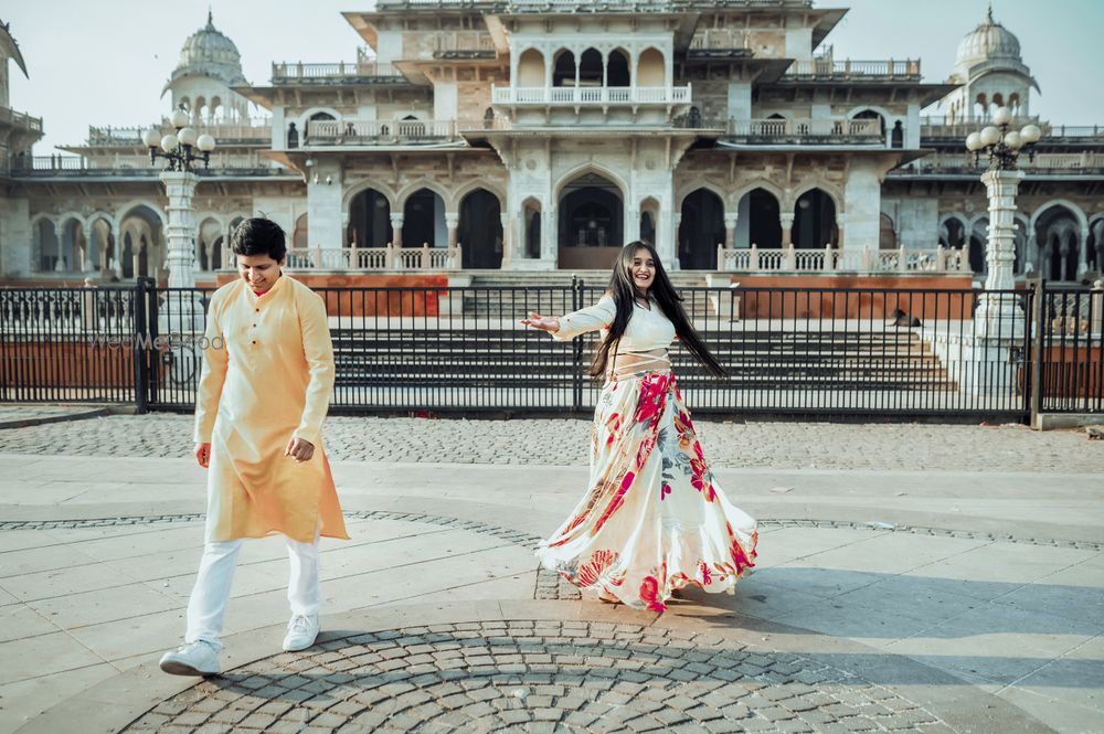 Photo From NRI Pre Wedding in Jaipur - By Moti Art Studio